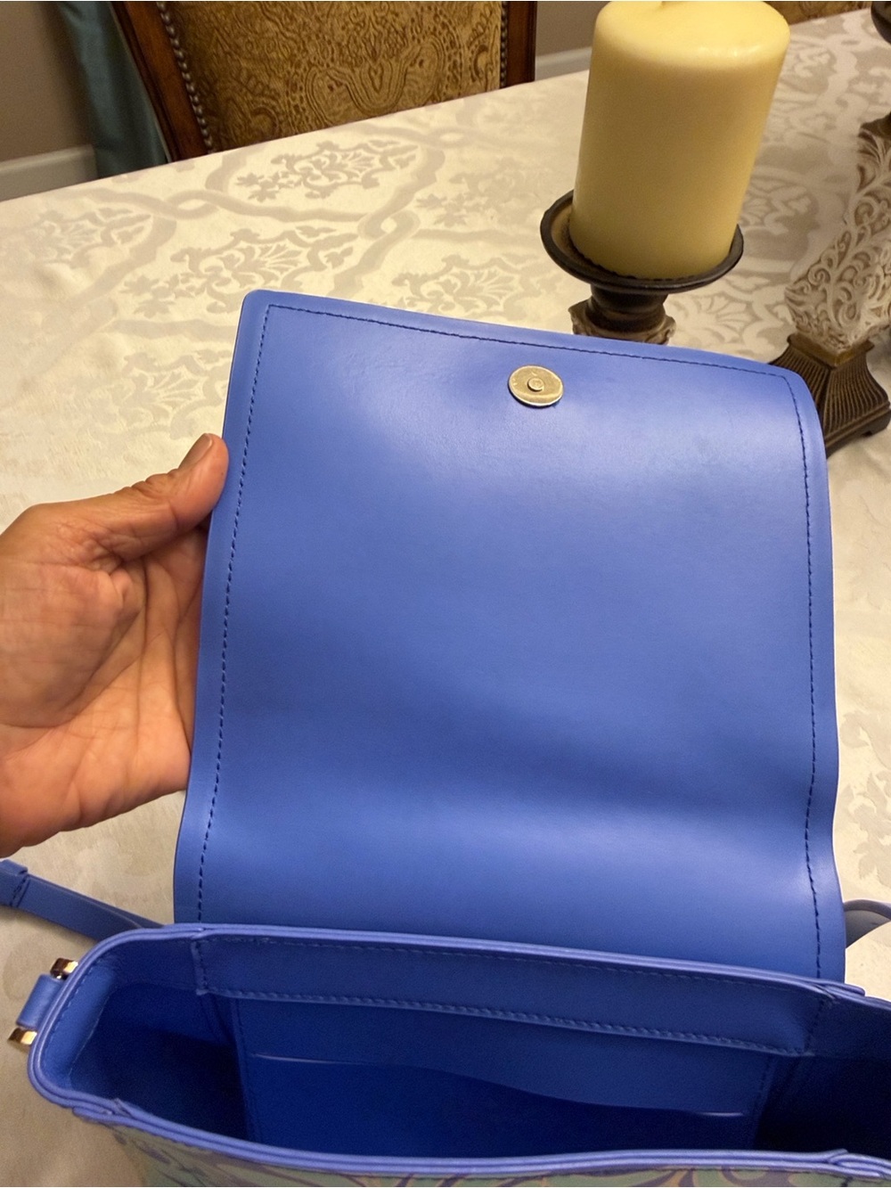 Kate Spade 100% Cow Leather Leaf-Print Crossbody Bag - Picture 9 of 14